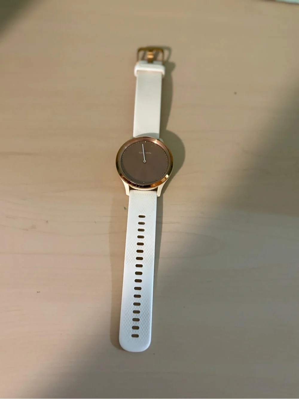 Garmin vívomove HR Sport Hybrid Smartwatch – Rose Gold & White